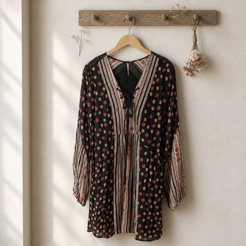 SmallFree People Mixed Print Lace Up  Dress Black Floral Boho Bell Sleeve NWOT